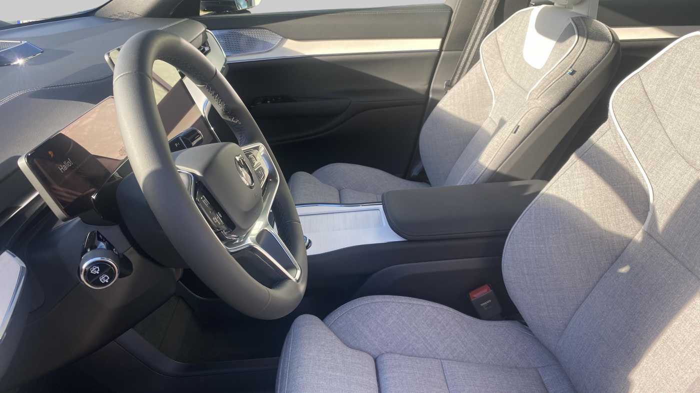 Volvo EX90