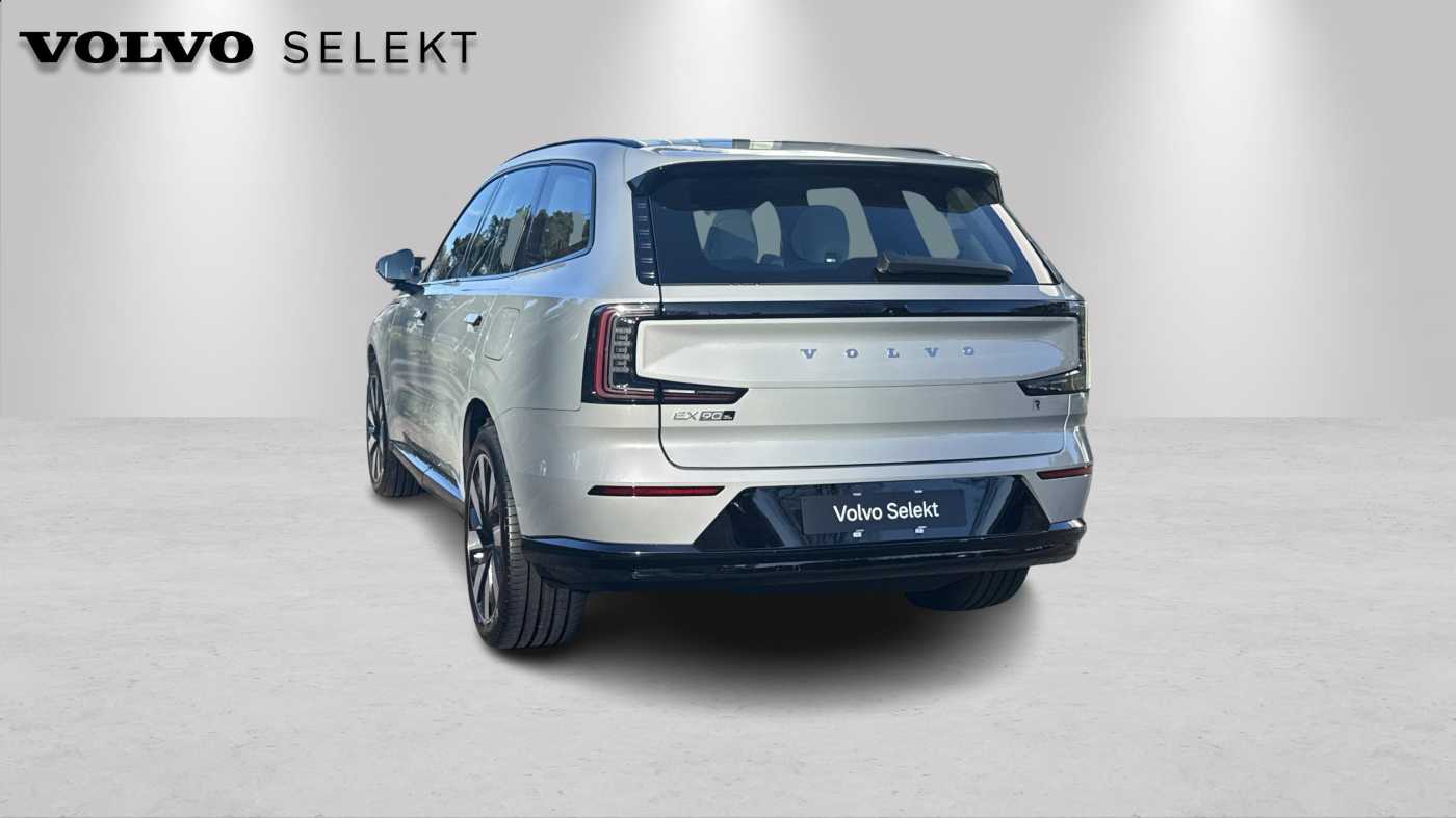 Volvo EX90