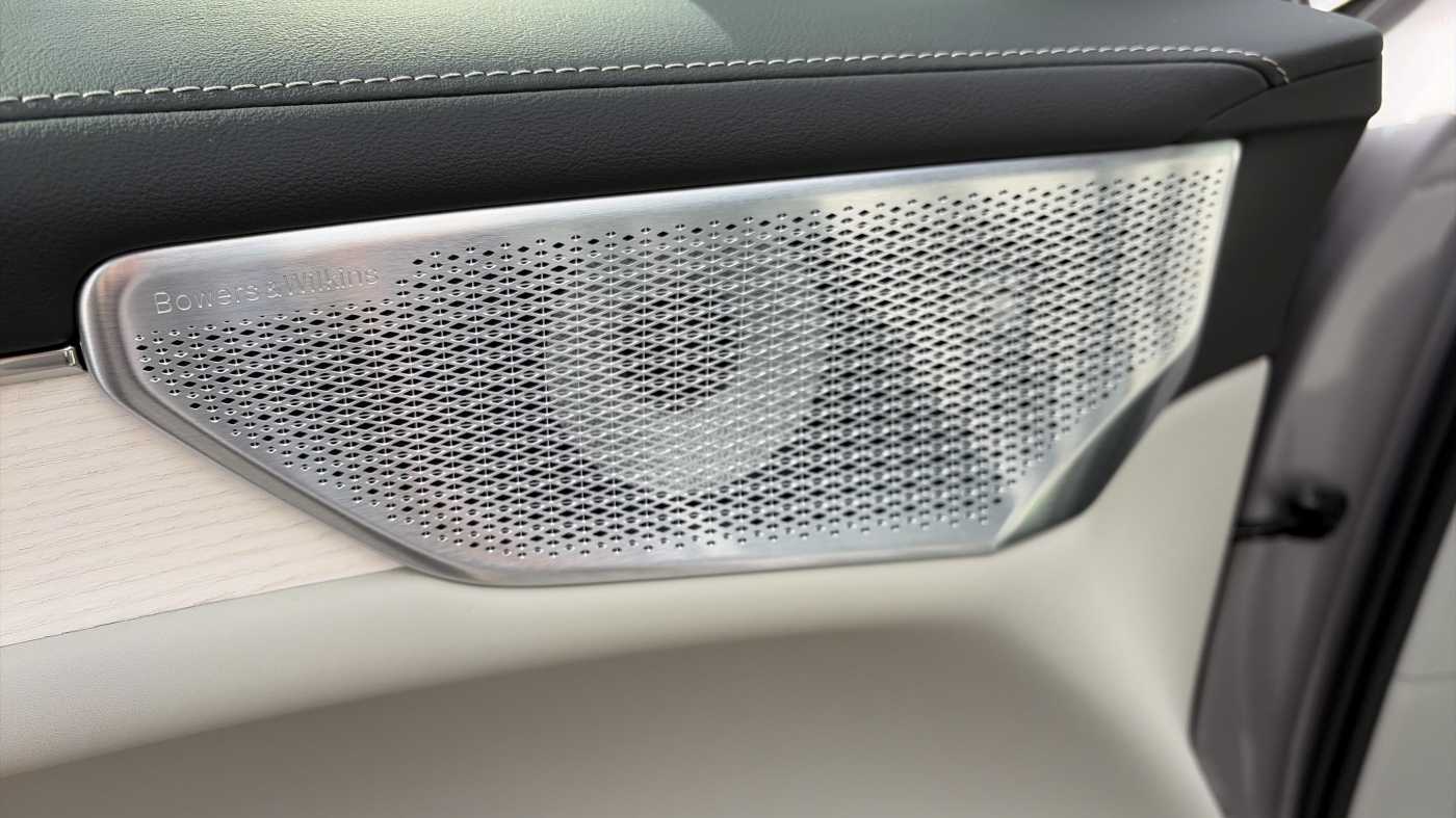 Volvo ES90