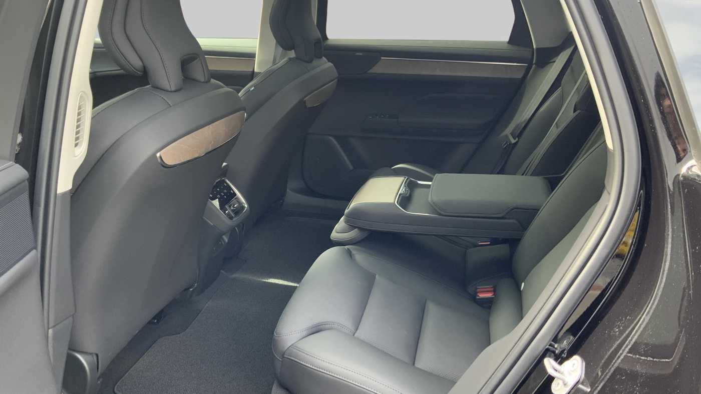 Volvo ES90