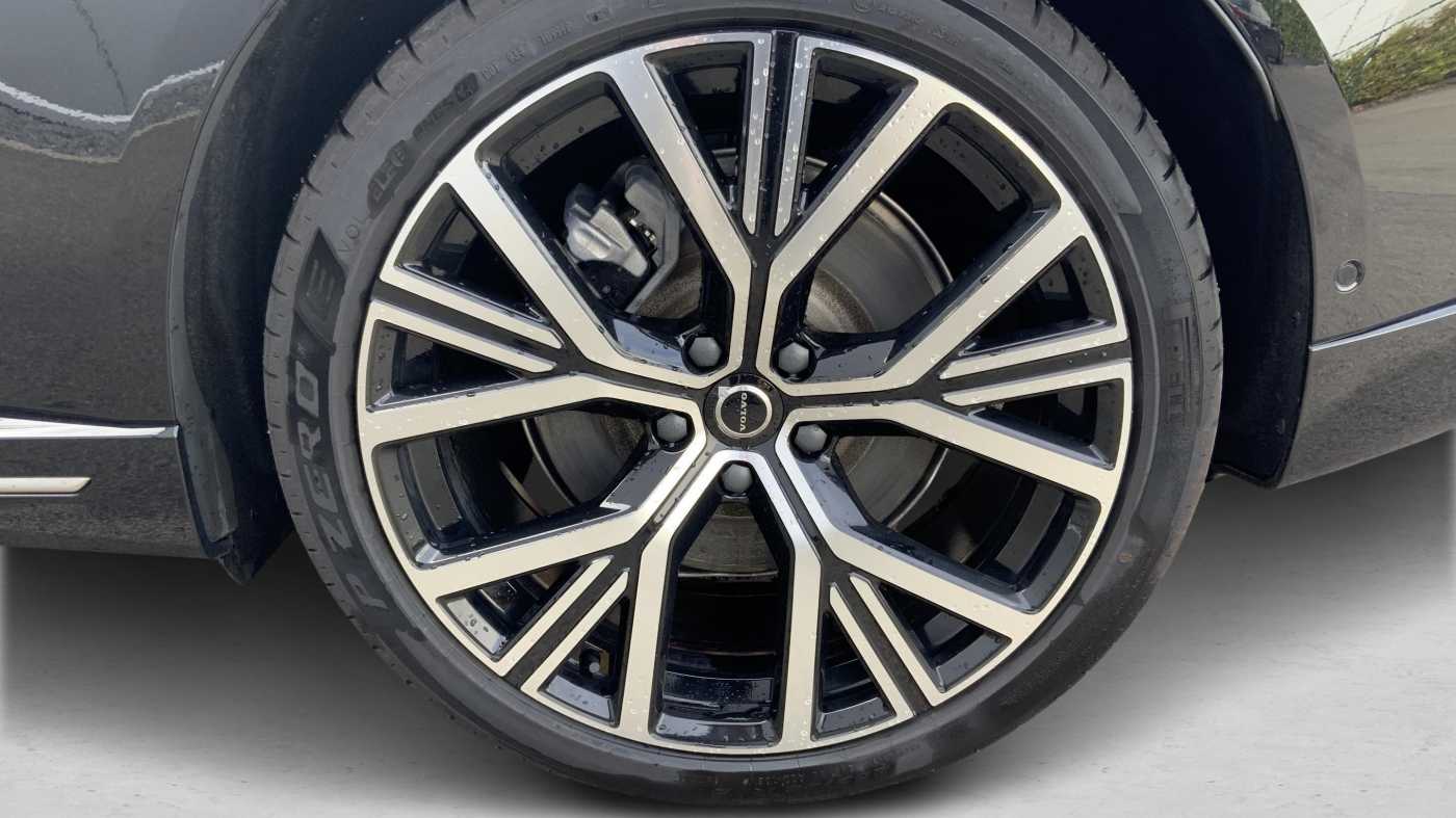 Volvo ES90