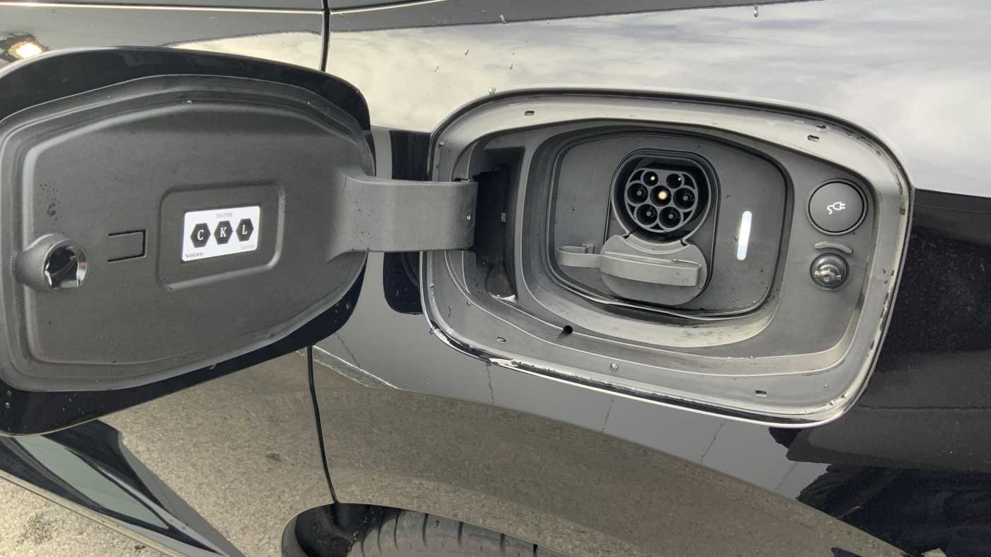 Volvo ES90
