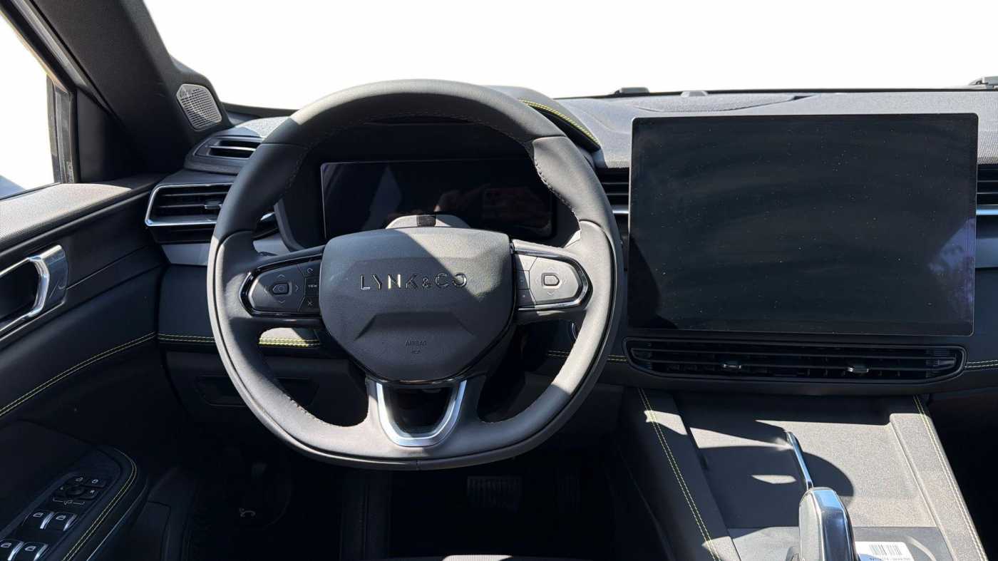 Lynk & Co 01 PHEV - 2025