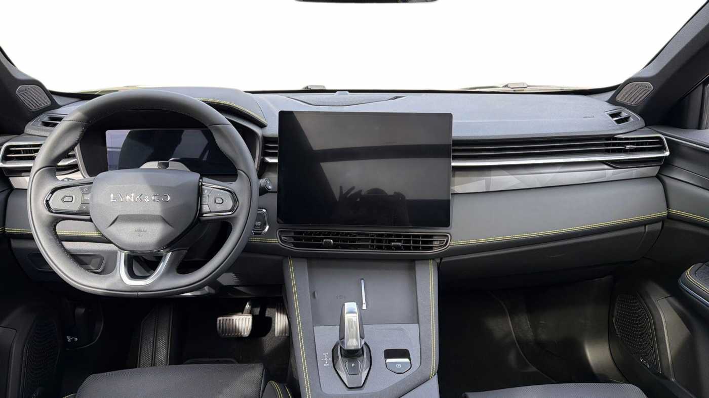 Lynk & Co 01 PHEV - 2025