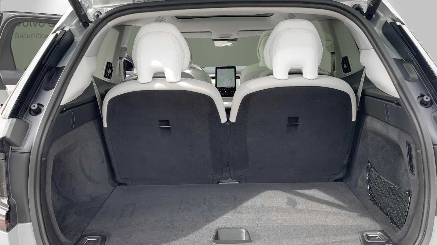 Volvo EX90